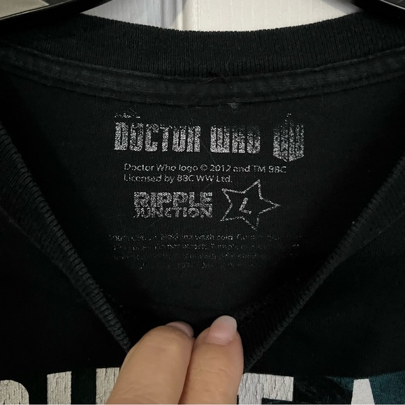 DOCTOR WHO T-SHIRT - TRUST ME - Picture 4 of 5
